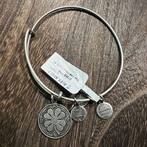 Alex & Ani Four Leaf Clover Bracelet B54